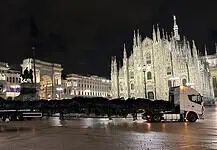 Accensione dell’Albero di Natale in Piazza Duomo 2025: Milano si illumina