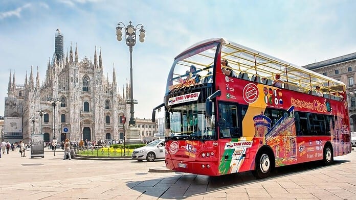 Stop ai bus turistici nel centro storico: una richiesta per tutelare il patrimonio di Milano