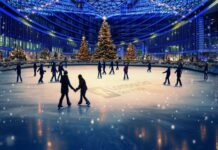 Palazzo Lombardia si trasforma in una grande distesa ghiacciata per Natale