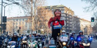Befana benefica Motociclista