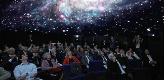 San Valentino tra le stelle: uno spettacolo al Planetario Civico per scoprire l’amore… scientificamente