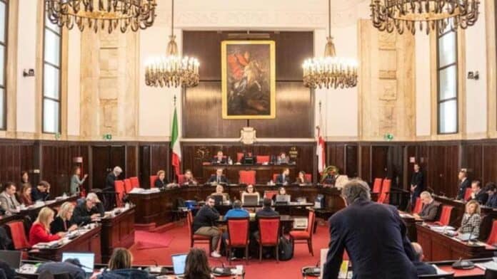 Stop al Salva Milano