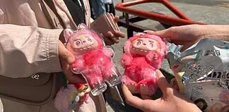Milano impazzisce per Labubu: file anche di 7ore per il peluche del momento