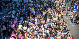 Milano Pride 2025: in 350.000 per i diritti e la resistenza arcobaleno