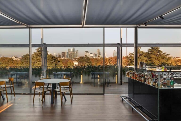 Milano dall’alto: cinque terrazze da provare per l’aperitivo estivo