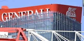Milano, riapertura lampo a CityLife: torna la metro e la piazza Tre Torri