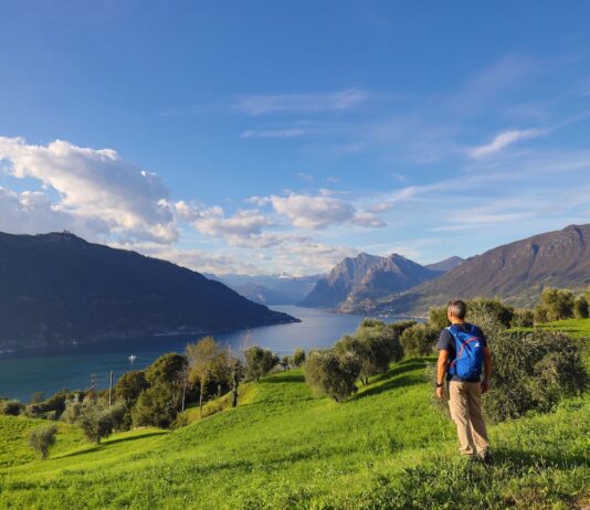 Franciacorta e lago d’Iseo: bollicine, borghi e paesaggi slow