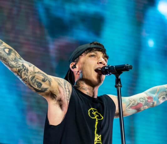 Ultimo in concerto a Milano