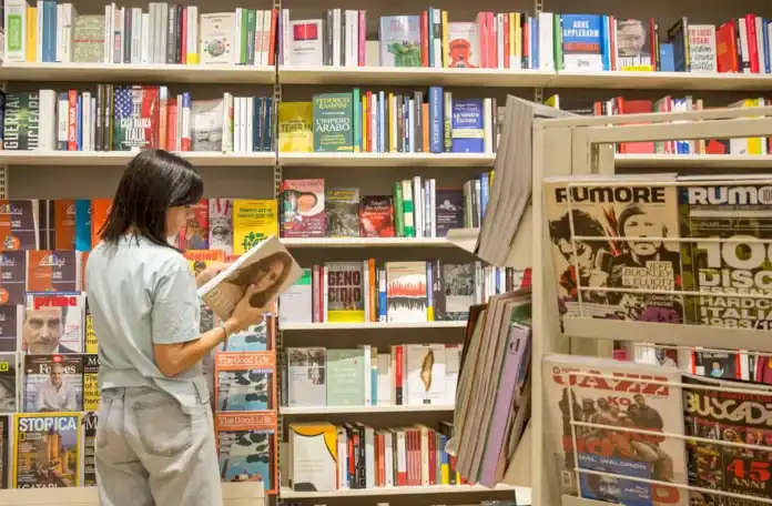 nuova libreria Feltrinelli
