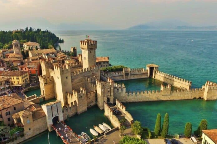 Castello Scaligero di Sirmione: la magia di una visita gratuita la prima domenica del mese