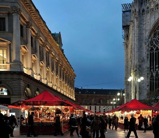 Mercatino di Natale in Piazza Duomo