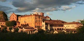 Un borgo d’acqua a due passi da Milano: dove il tempo rallenta e la vita è più serena