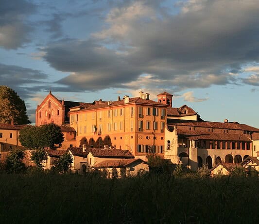 Un borgo d’acqua a due passi da Milano: dove il tempo rallenta e la vita è più serena