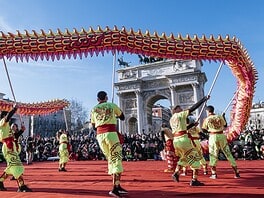 Capodanno Cinese 2026 a Milano: il 17 febbraio inizia l’Anno del Cavallo di Fuoco