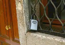 Milano vieta le key box per gli affitti brevi dal 1° gennaio Milano vieta le key box per gli affitti brevi dal 1° gennaio