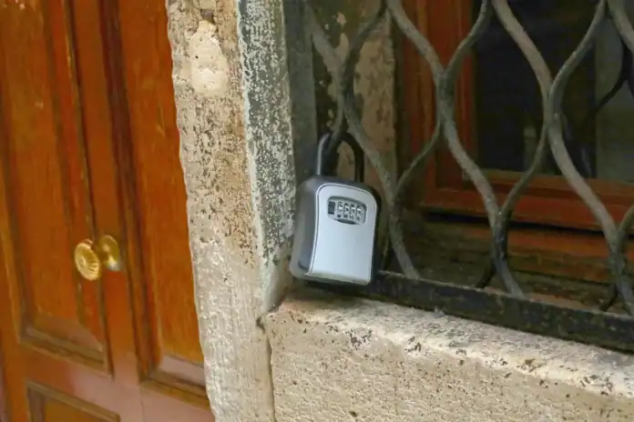 Milano vieta le key box per gli affitti brevi dal 1° gennaio Milano vieta le key box per gli affitti brevi dal 1° gennaio