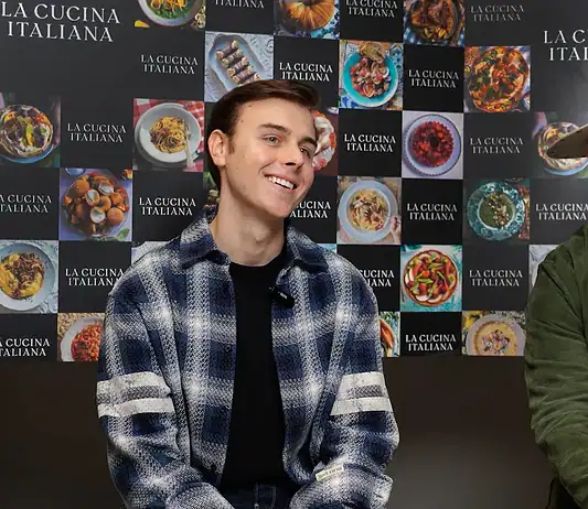 Joe Bastianich e figlio portano Wingstop a Milano