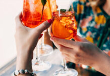 Addio happy hour? La Gen Z e il nuovo modo di vivere l’aperitivo