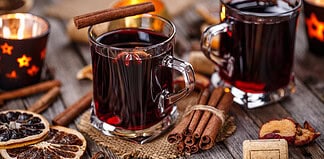 Vin brulè e bombardino gratis: il rifugio di montagna a due passi dal Duomo