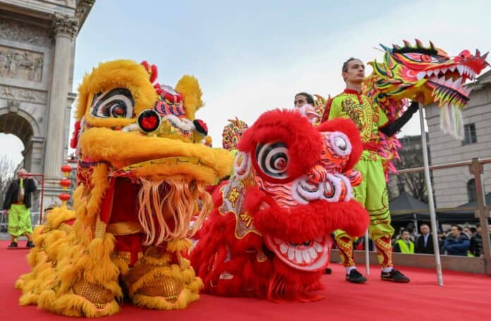 Capodanno Cinese 2026: date, parata del 3 marzo ed eventi Capodanno Cinese 2026: date, parata del 3 marzo ed eventi