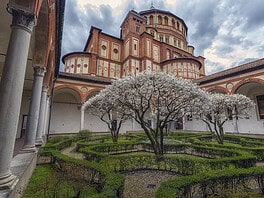 Il Chiostro delle Rane: il cortile segreto rinascimentale nel cuore di Milano