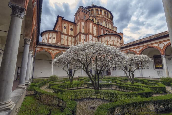 Il Chiostro delle Rane: il cortile segreto rinascimentale nel cuore di Milano