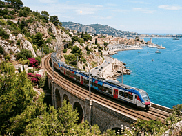 Milano-Costa Azzurra senza cambi: il nuovo treno panoramico