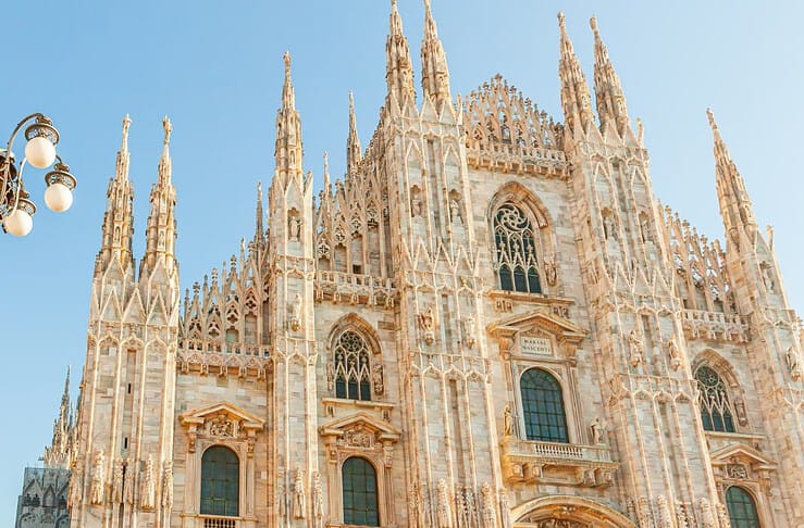 Pasqua 2026: aperture tra negozi, supermercati, musei e ristoranti