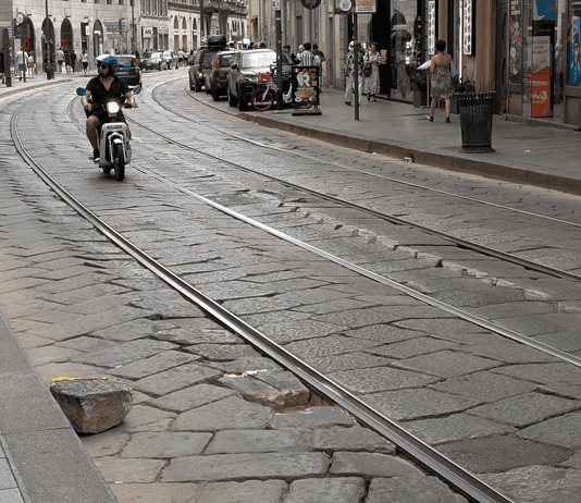 Milano dice addio al del pavé di via Torino e cambia la viabilità