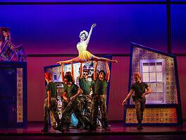 Grease torna a Milano: il musical cult arriva ad aprile