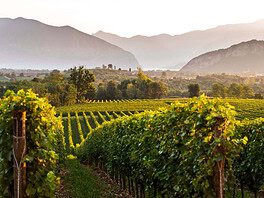 1º Maggio 2026: un giorno di relax tra laghi, terme e borghi da cartolina