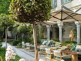 Riapre un angolo esclusivo della città: il giardino segreto del Four Seasons