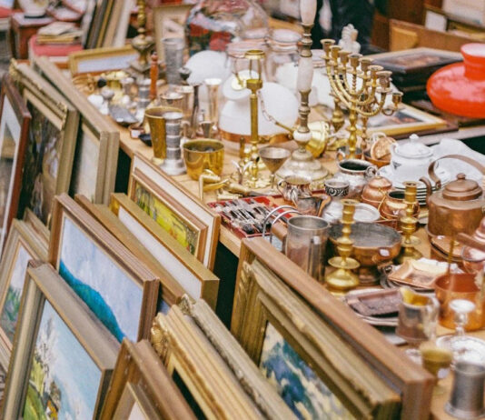 Mercatone dell’Antiquariato ai Navigli: guida completa all’evento mensile