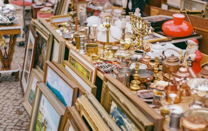 Mercatone dell’Antiquariato ai Navigli: guida completa all’evento mensile