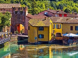 Borghetto sul Mincio: il borgo da fiaba a poche ore da Milano