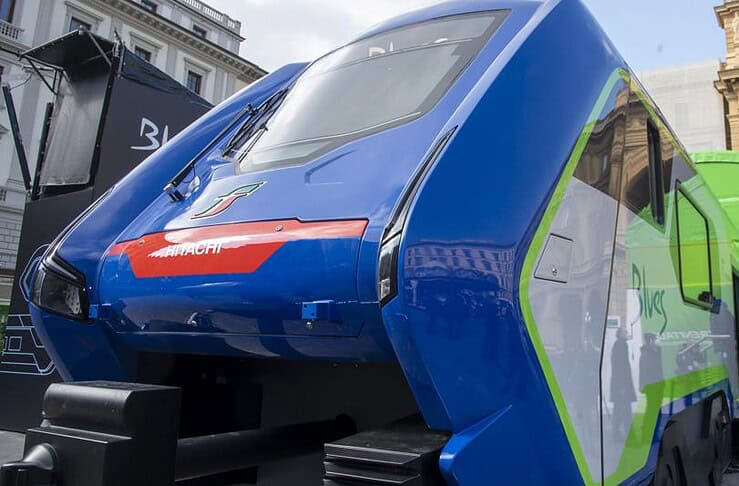 Ferrovie: piano da +15miliardi: cantieri e stazioni più moderne