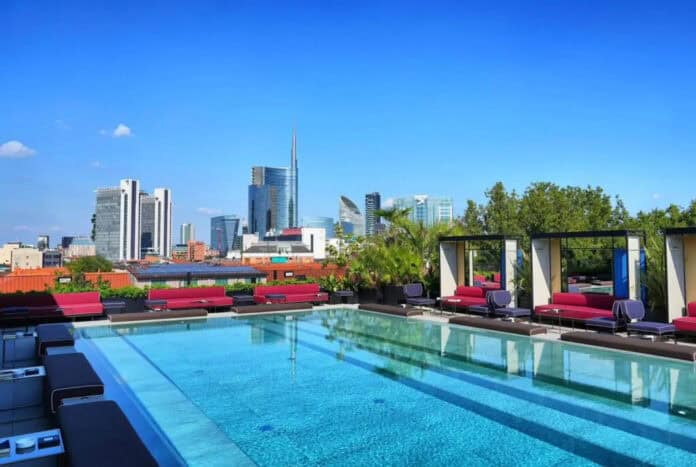 Aperitivo con piscina: i posti da provare nell'estate 2026