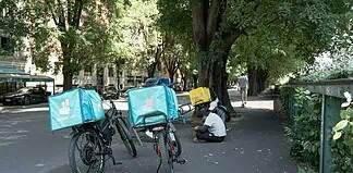 Rider in sciopero a Milano e Roma: chiediamo più tutele
