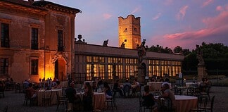 Un concerto all'alba in una villa storica vicino a Milano