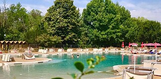 Apre OASI La Fornasetta: piscina e relax nella storica cascina