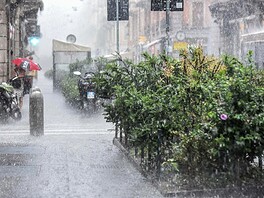 Allerta meteo: Milano chiude i parchi