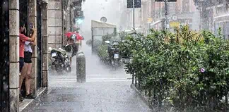 Allerta meteo: Milano chiude i parchi