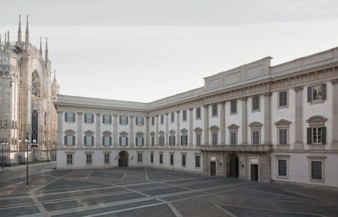 A Milano una mostra gratuita: due sculture monumentali a Palazzo Reale