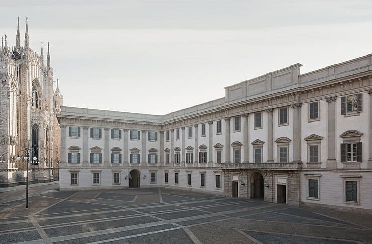 A Milano una mostra gratuita: due sculture monumentali a Palazzo Reale