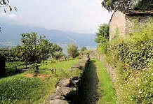 Trekking vicino Milano: 5 sentieri tra lago e montagne