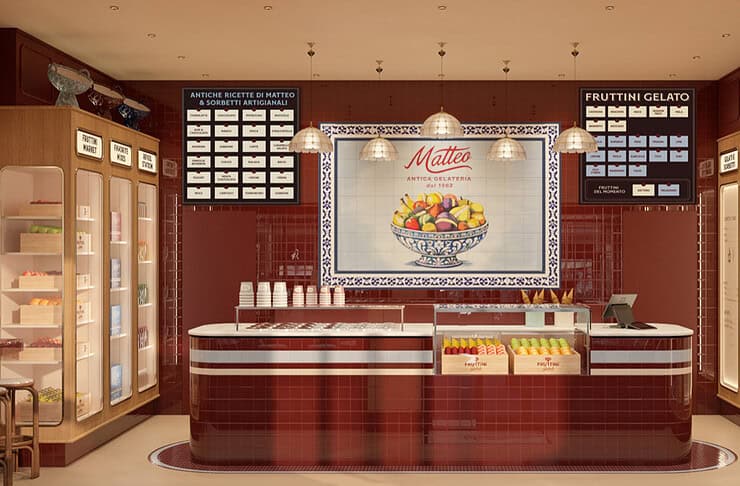 A Milano il gelato si mangia dentro la frutta
