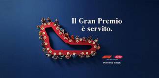 Barilla porta la Formula1 in Piazza San Babila tra pasta e show