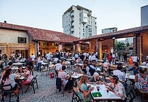 A Milano arriva la Riviera: musica, balera e cinema gratis A Milano arriva la Riviera: musica, balera e cinema gratis