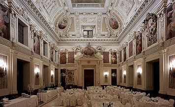 Palazzo Marino apre le porte ai visitatori: visite guidate e gratuite