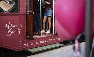 Beauty Tram: il tram della bellezza attraversa Milano